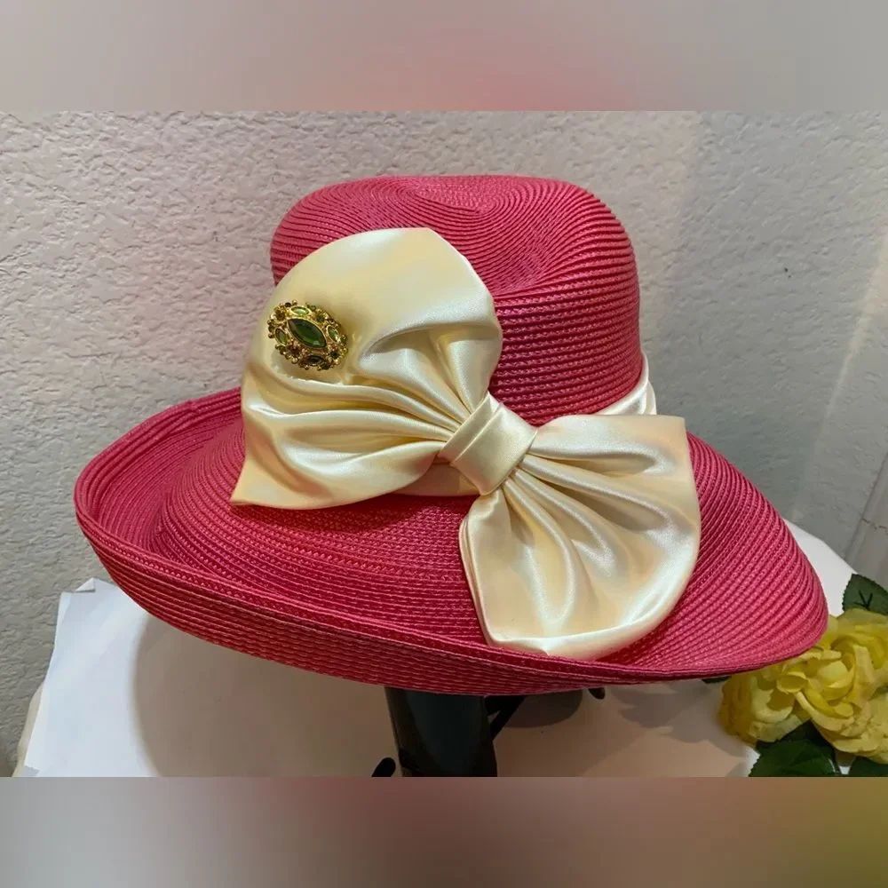 Lo Giovanni pink  fabric brimmed hat Beautiful